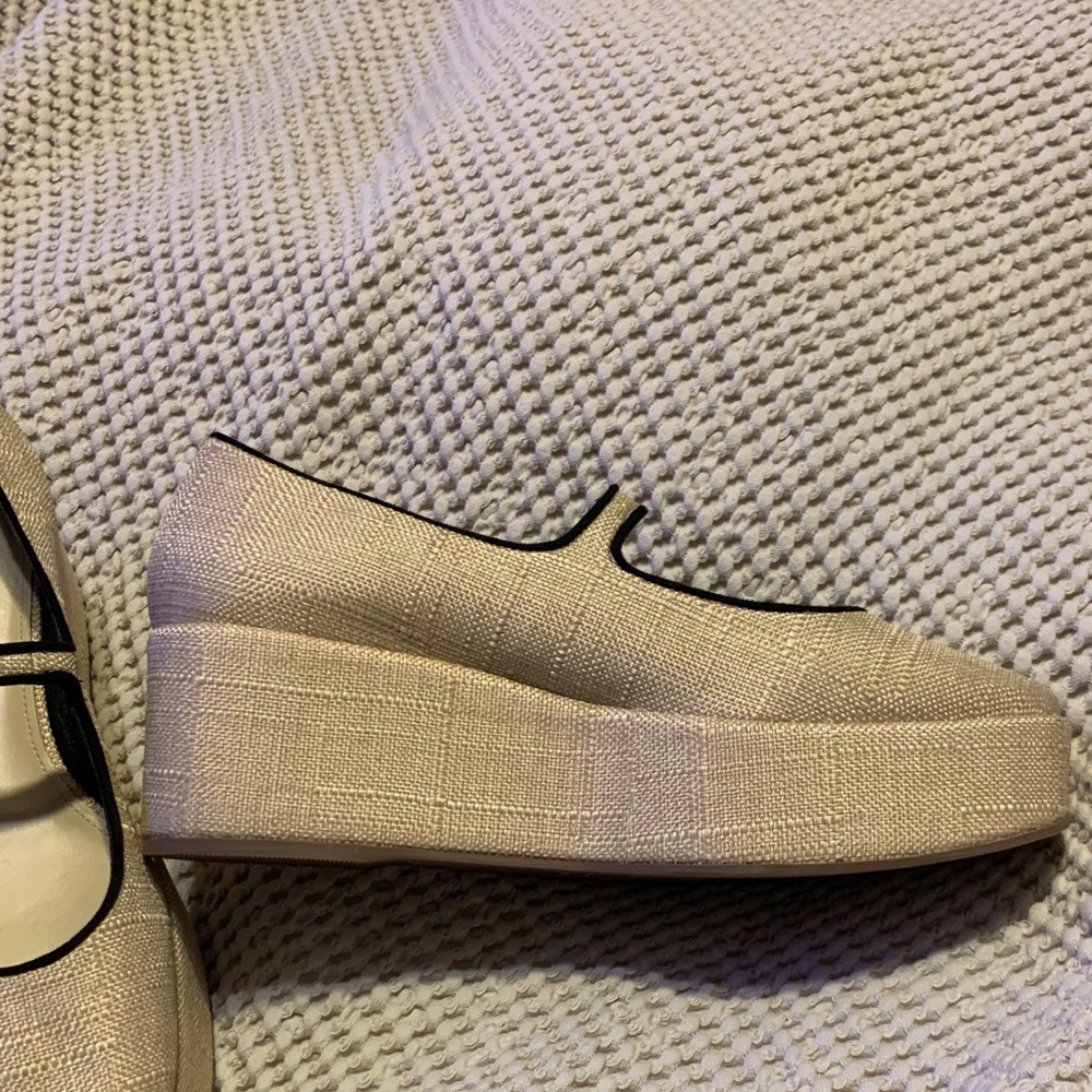 Larroude Beige Mary Jane Flats with Black Trim - Picture 3 of 10